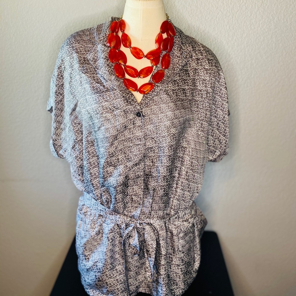 Women’s banana republic silk blouse - XL